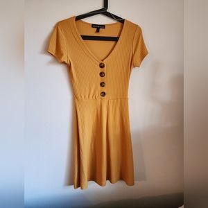 Derek heart yellow dress with buttons size small